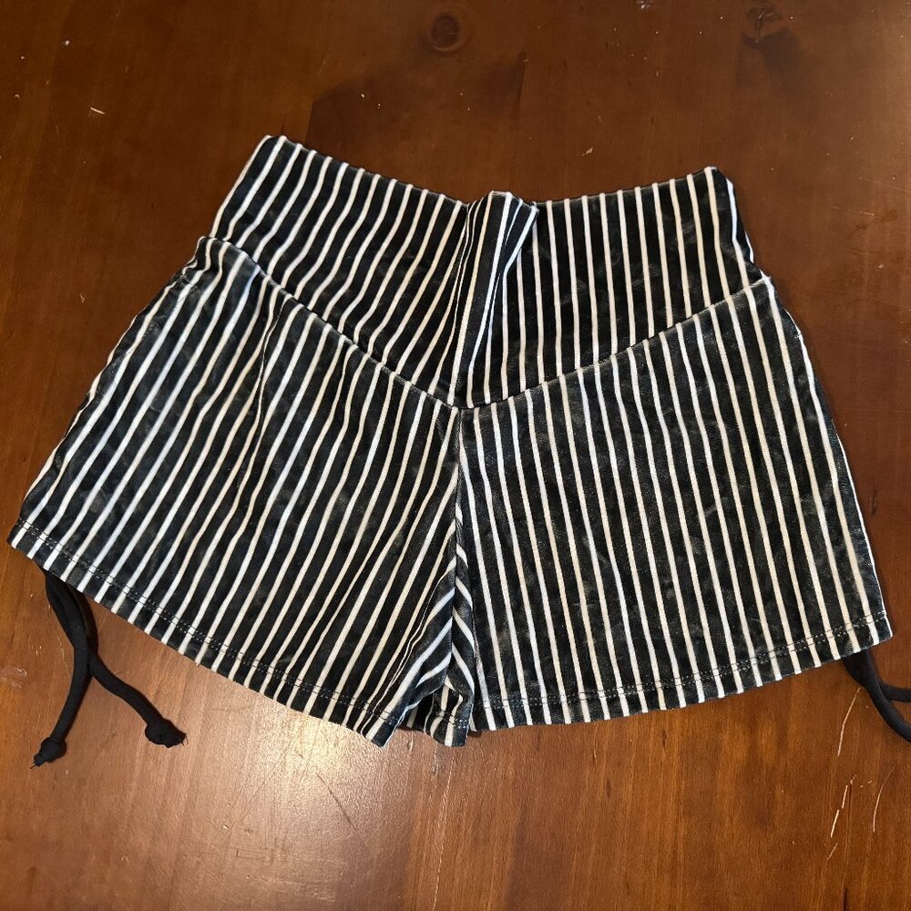 Warrior Within velvet scrunch shorts